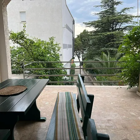 Appartamento Apartments Baska Voda